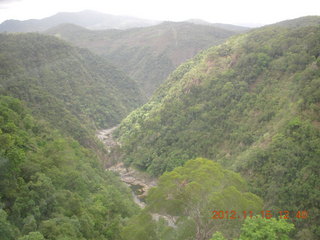 217 83f. rain forest tour - Skyrail - canyon