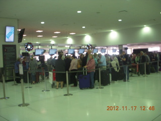 172 83h. long lines for international check-in in Sydney