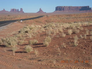 43 83q. Monument Valley tour