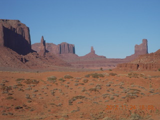 66 83q. Monument Valley tour