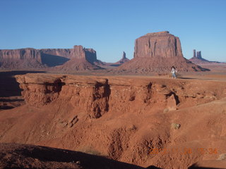 108 83q. Monument Valley tour