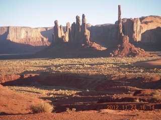 159 83q. Monument Valley tour