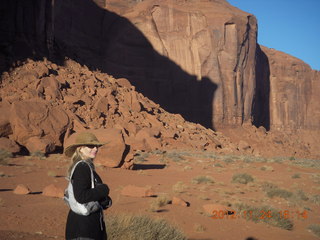 162 83q. Monument Valley tour - Kristina