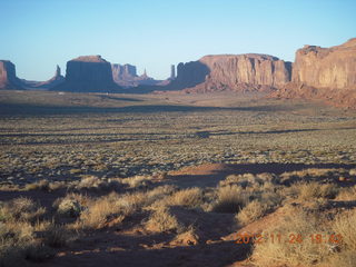 197 83q. Monument Valley tour