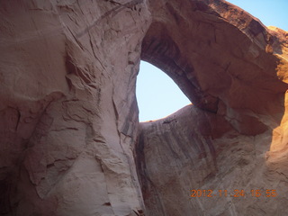 Monument Valley tour - Sun's Eye arch