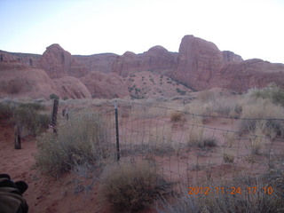 Monument Valley tour - Sun's Eye arch