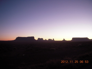 Monument Valley tour - Hogan Arch