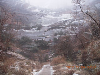 20 84q. Zion National Park - cloudy, foggy Observation Point hike