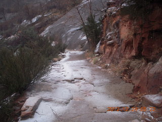 27 84q. Zion National Park - cloudy, foggy Observation Point hike