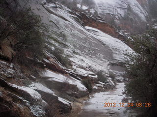 30 84q. Zion National Park - cloudy, foggy Observation Point hike