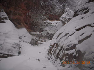 80 84q. Zion National Park - cloudy, foggy Observation Point hike - Echo Canyon entrance