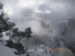 156 84q. Zion National Park - cloudy, foggy Observation Point hike