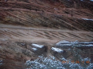 231 84q. Zion National Park - cloudy, foggy Observation Point hike