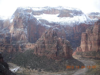 241 84q. Zion National Park - cloudy, foggy Observation Point hike