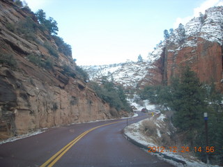 264 84q. Zion National Park - drive