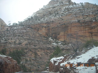 271 84q. Zion National Park - drive