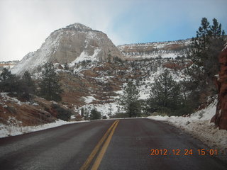 274 84q. Zion National Park - drive