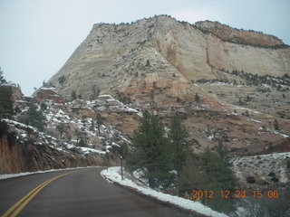 282 84q. Zion National Park - drive