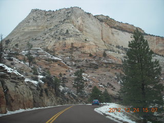 283 84q. Zion National Park - drive