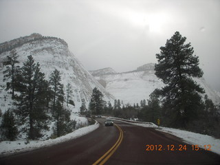 290 84q. Zion National Park - drive