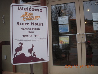 343 84q. Zion Adventure Company hours