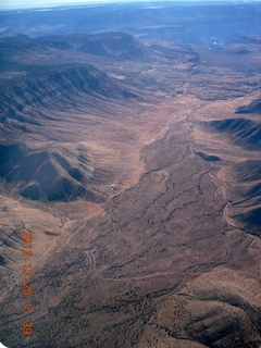 1672 84r. aerial - Grand Canyon - Bar Ten Airport