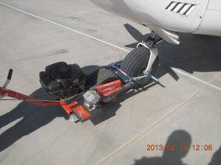 fancy airplane towing gizmo