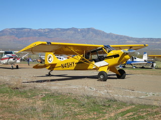 Bouquet Ranch - mini fly-in - N8377W