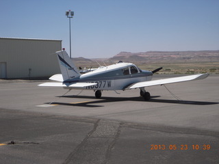 1189 89p. N8377W at Canyonlands