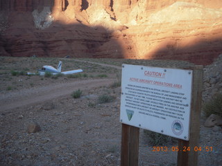1192 89q. Hidden Splendor - N8377W and sign