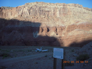 1193 89q. Hidden Splendor - N8377W and airstrip sign