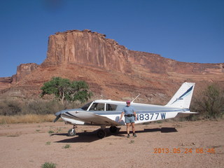 1198 89q. Mineral Canyon - N8377W and Adam