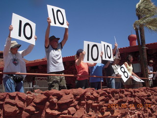 77 89q. Caveman Ranch - 10 signs for landings
