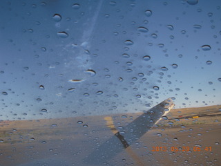 1218 89v. N8377W windshield raindrops at Canyonlands