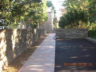 474 8dv. Philadelphia - Betsy's new walkway