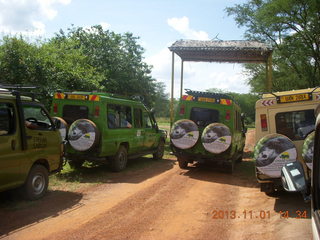 Uganda - drive north to Chobe Sarari Lodge