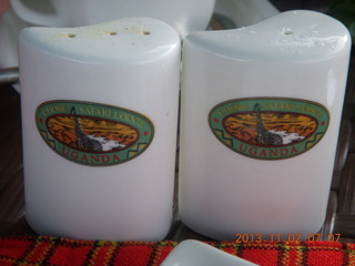 10 8f2. Uganda - Chobe Safari Lodge - salt and pepper shakers