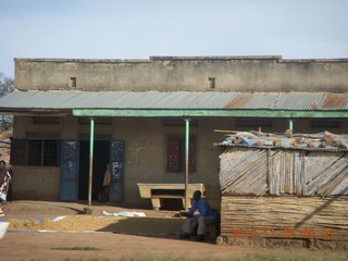 24 8f2. Uganda - drive to Murcheson Falls National Park