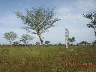 Uganda - drive to Murcheson Falls National Park