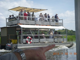 Uganda - Murcheson Falls National Park boat ride - other boat