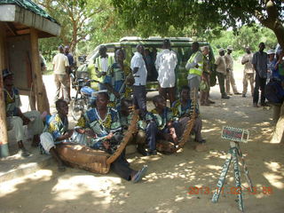 258 8f2. Uganda - Murcheson Falls National Park - musical band