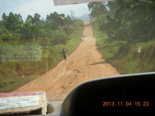 Uganda - drive to chimpanzee park - lunch - Nick and a kid