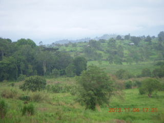 115 8f4. Uganda - drive to chimpanzee park