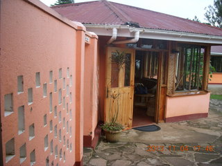 126 8f4. Uganda - farm resort