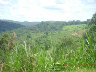 Uganda - drive from hotel to chimpanzee park