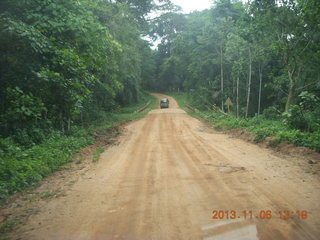 Uganda - drive from hotel to chimpanzee park