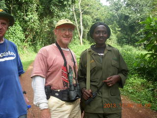 Uganda - Primate Lodge Kabile chimpanzee park