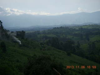 Uganda - drive back from chimpanzee park