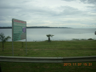 68 8f7. Uganda - Entebbe - Lake Victoria