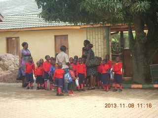 Uganda - Entebbe - Uganda Wildlife Education Center (UWEC) - school children